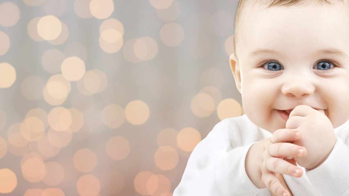 When Do Babies Start To Show Affection? Here Is My Guide Dad Gold